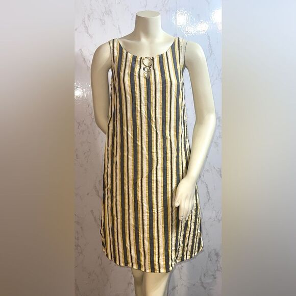 NWOT Chloe & Rene Shift Dress - Picture 1 of 6